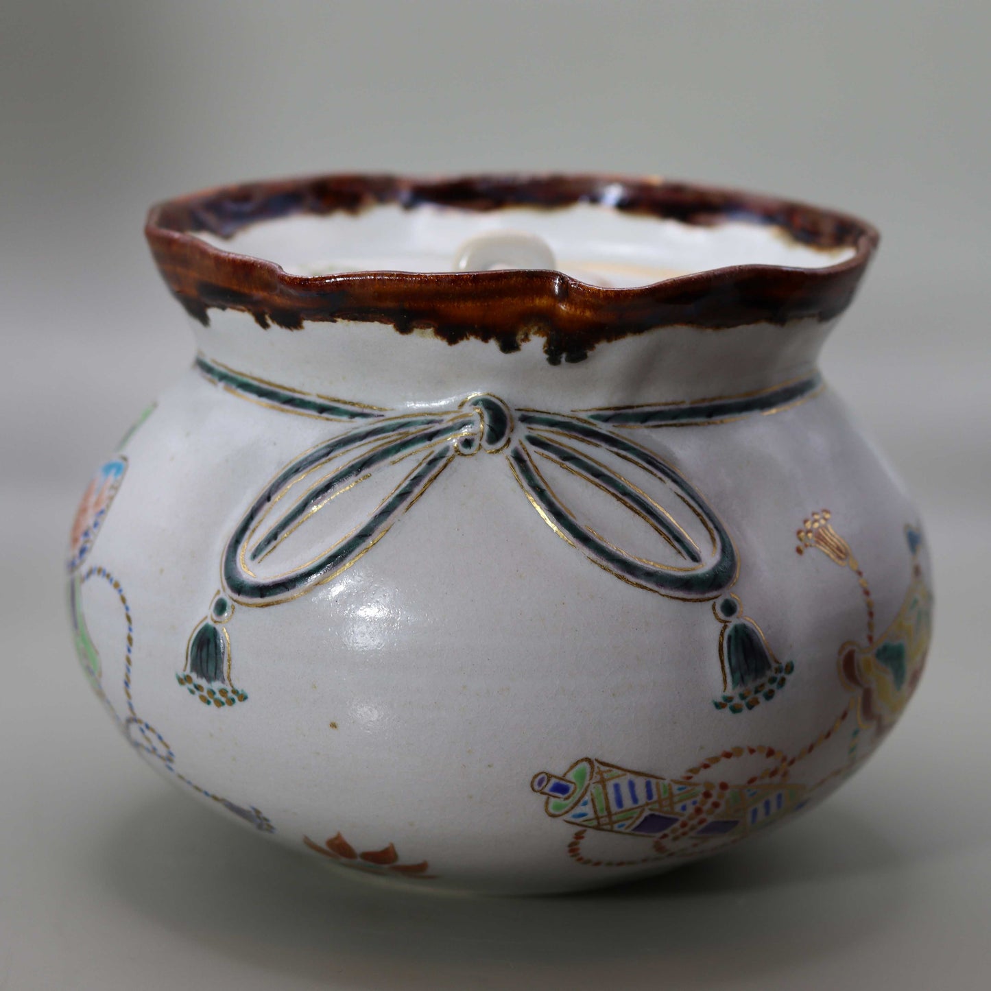 Straw ash glaze gold dust bag water jar by Kosai Miyagawa