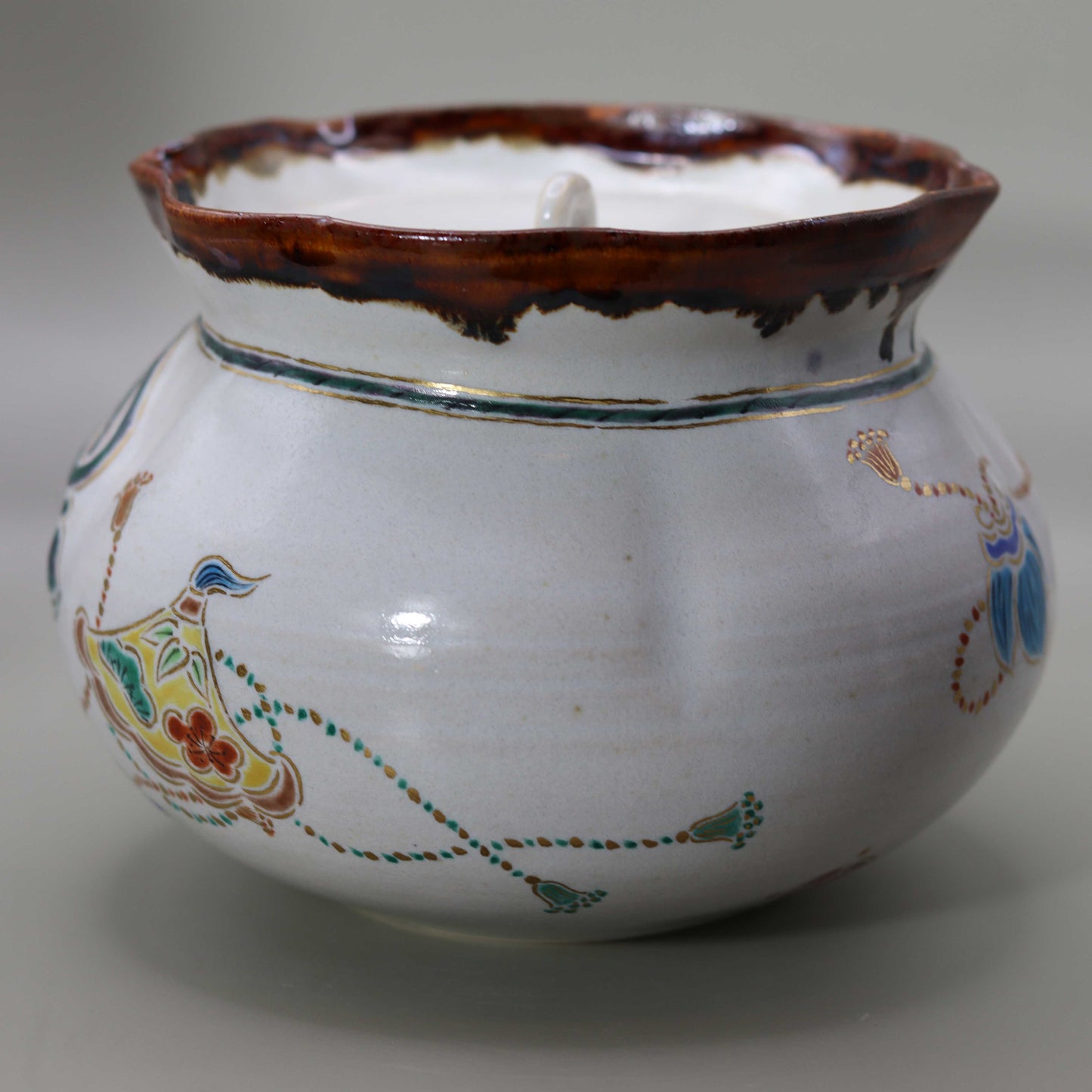 Straw ash glaze gold dust bag water jar by Kosai Miyagawa