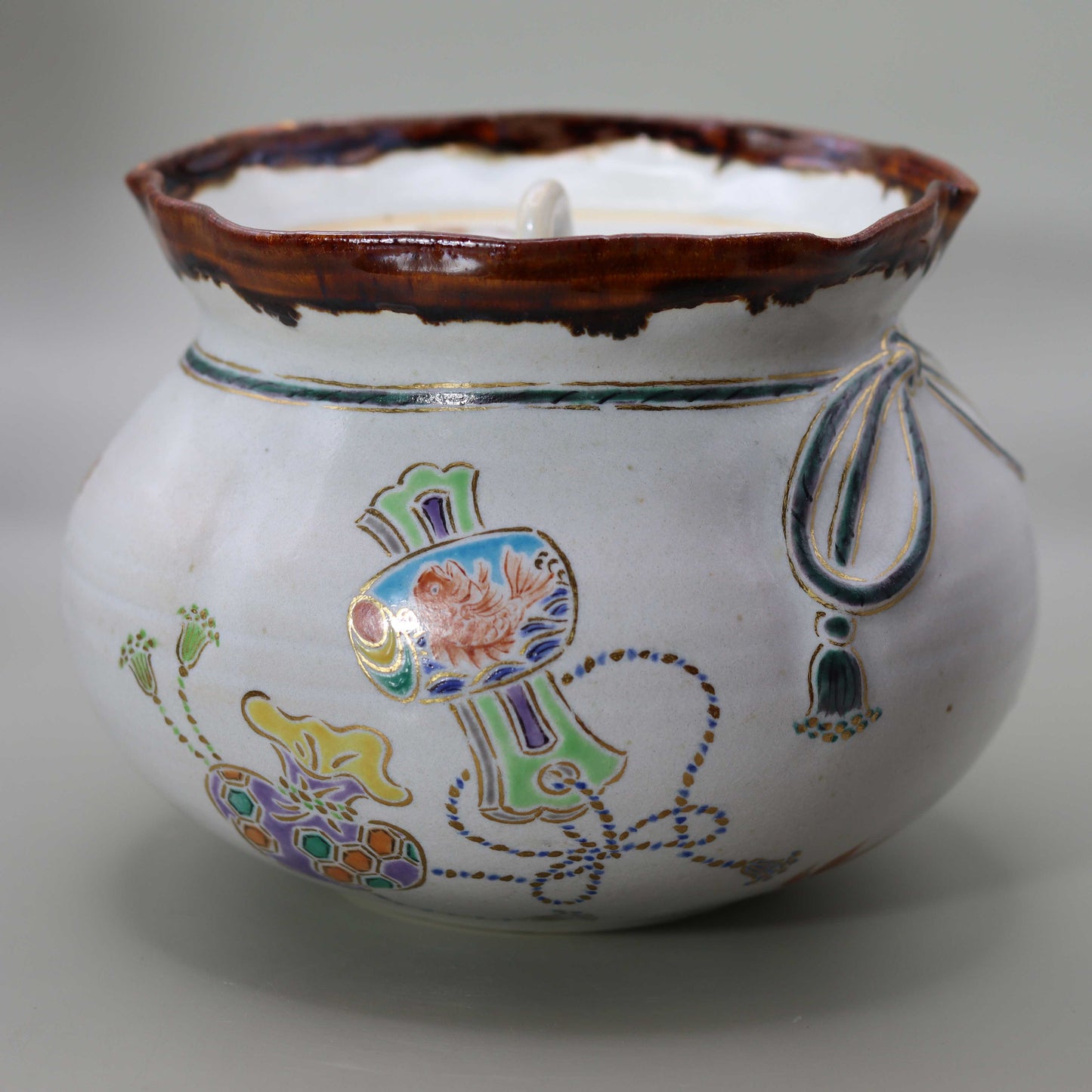 Straw ash glaze gold dust bag water jar by Kosai Miyagawa