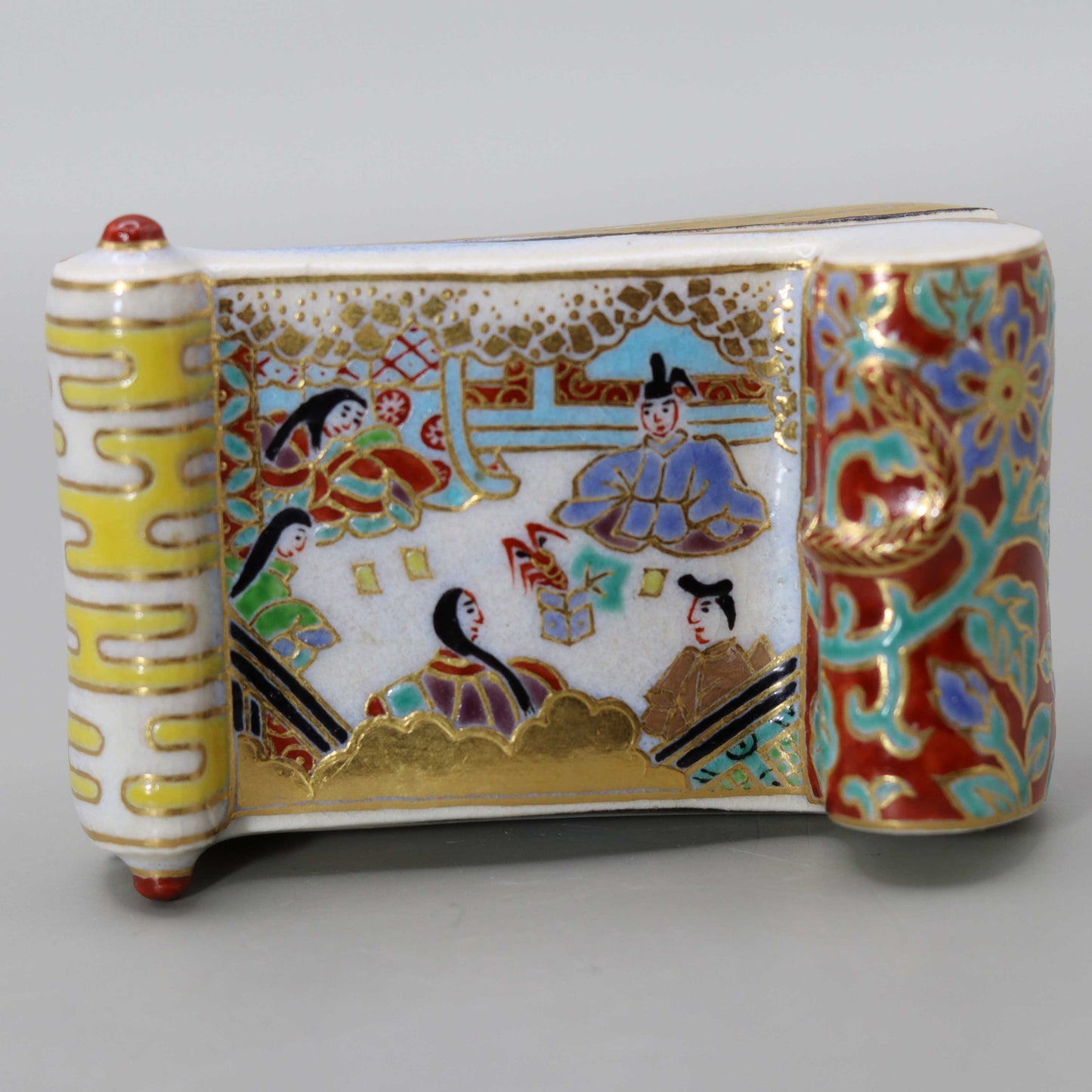 Tale of Genji incense holder by Miyagawa Kosai