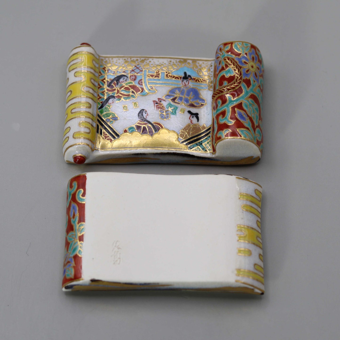 Tale of Genji incense holder by Miyagawa Kosai
