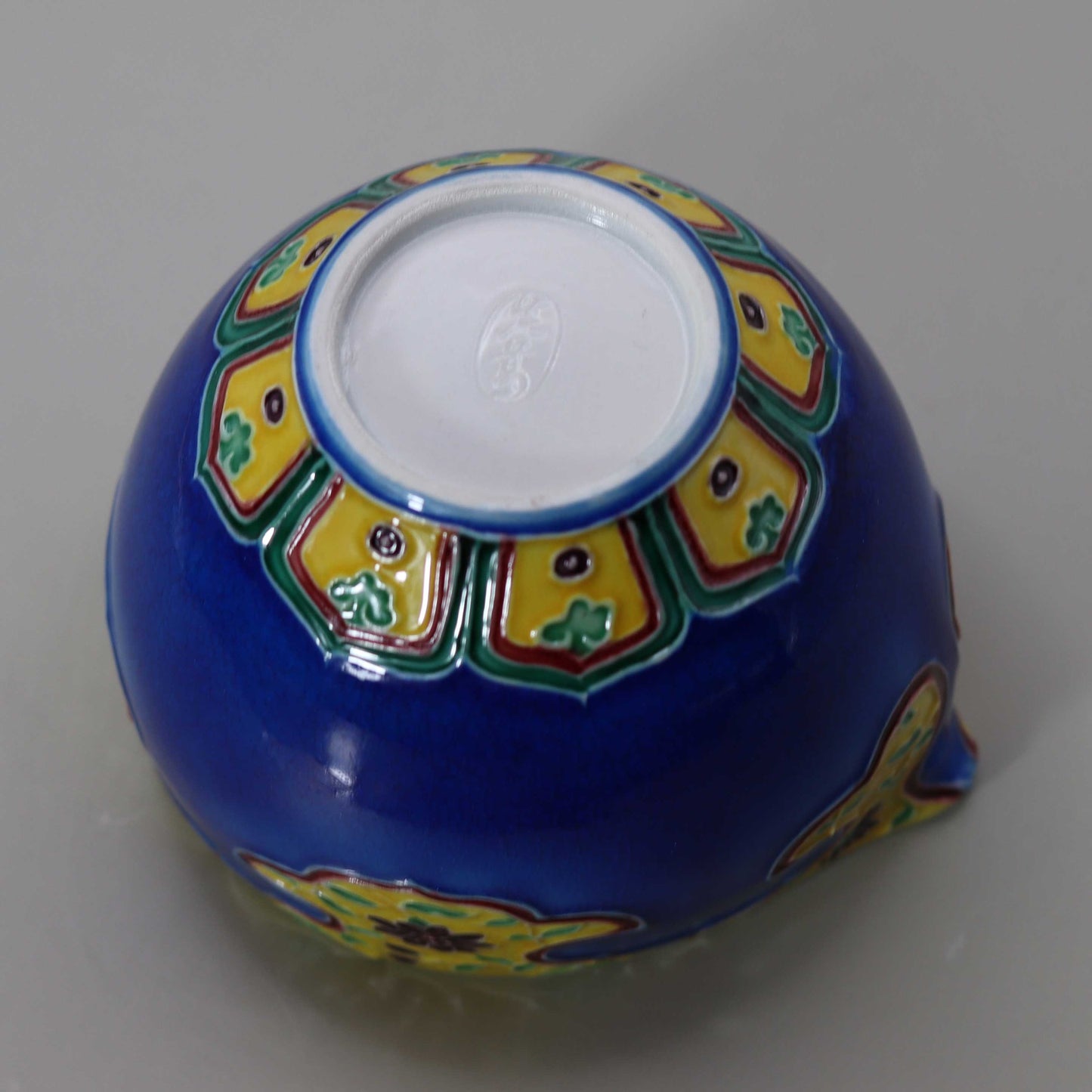 Blue Kochi Chrysanthemum Arabesque Design Katakuchi by Miyagawa Kosai
