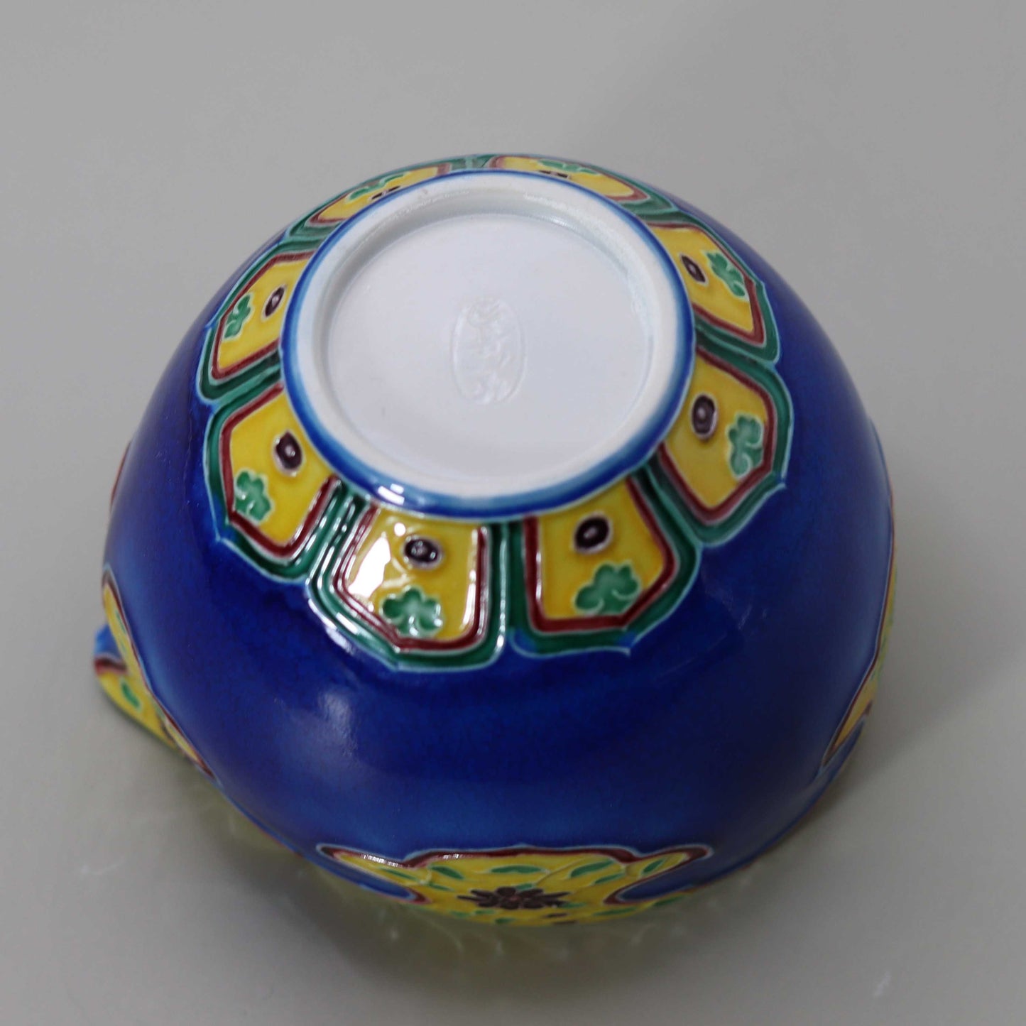 Blue Kochi Chrysanthemum Arabesque Design Katakuchi by Miyagawa Kosai