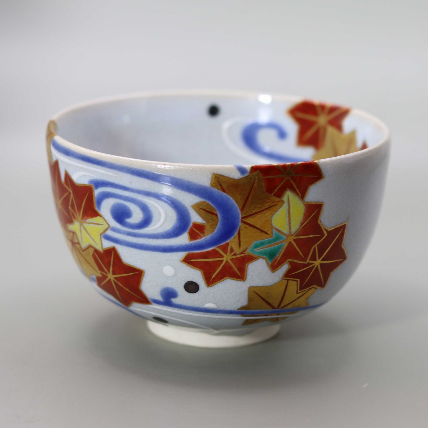 Straw ash-glazed Tatsuta River tea bowl by Kosai Miyagawa