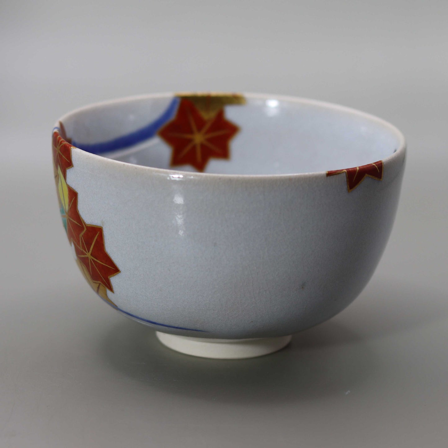Straw ash-glazed Tatsuta River tea bowl by Kosai Miyagawa