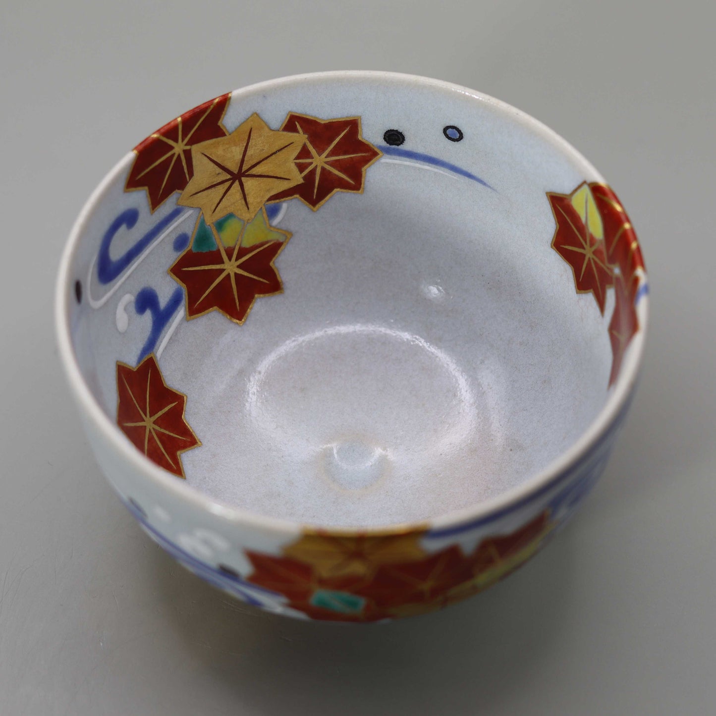 Straw ash-glazed Tatsuta River tea bowl by Kosai Miyagawa