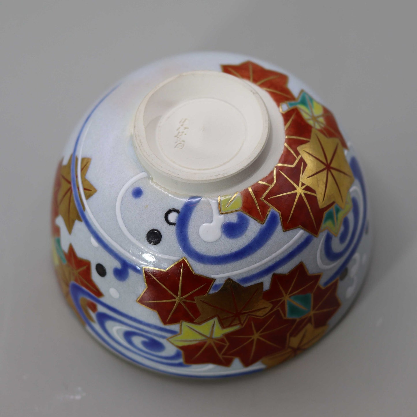 Straw ash-glazed Tatsuta River tea bowl by Kosai Miyagawa
