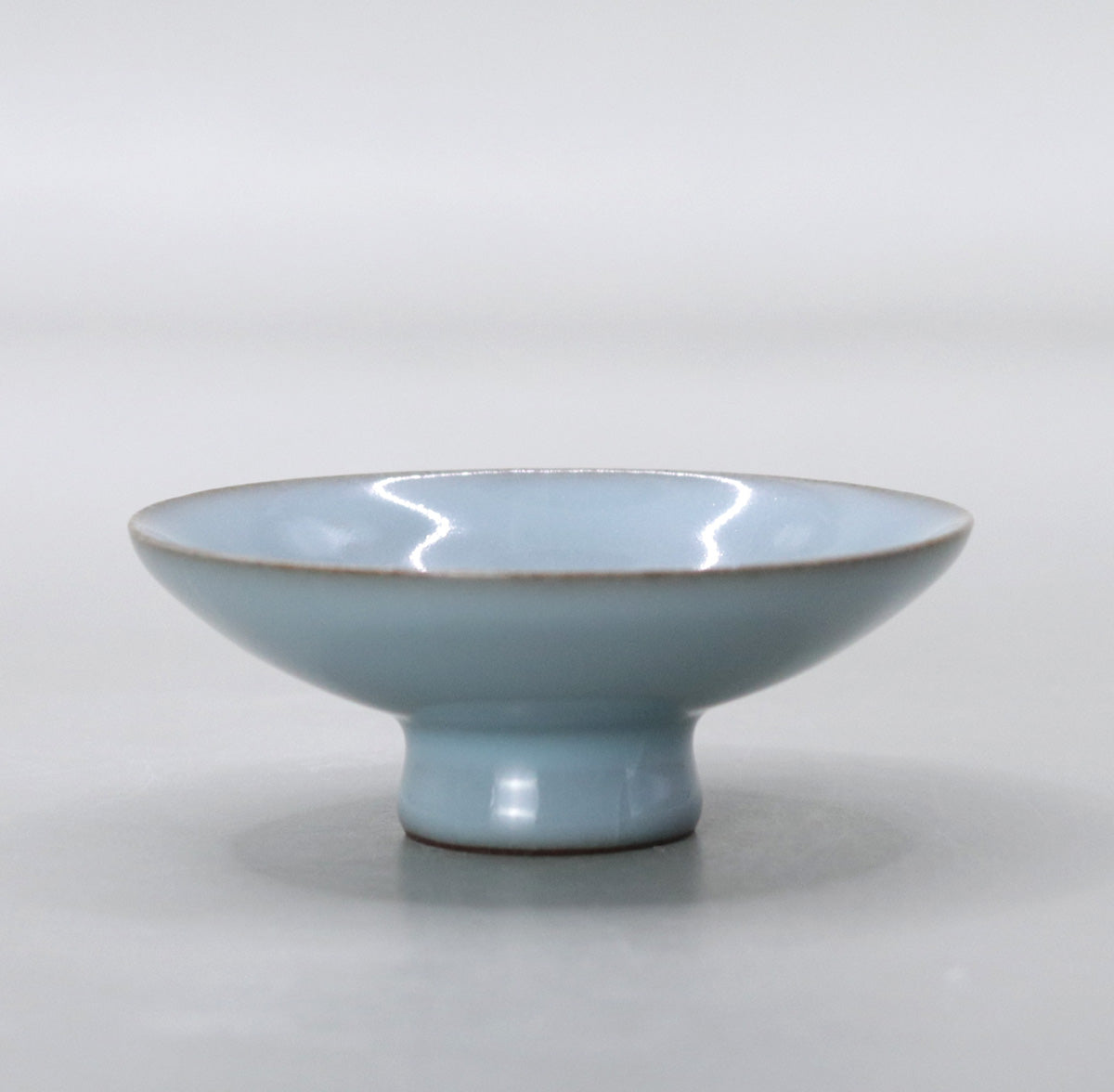 Blue porcelain cup Masao Tagai