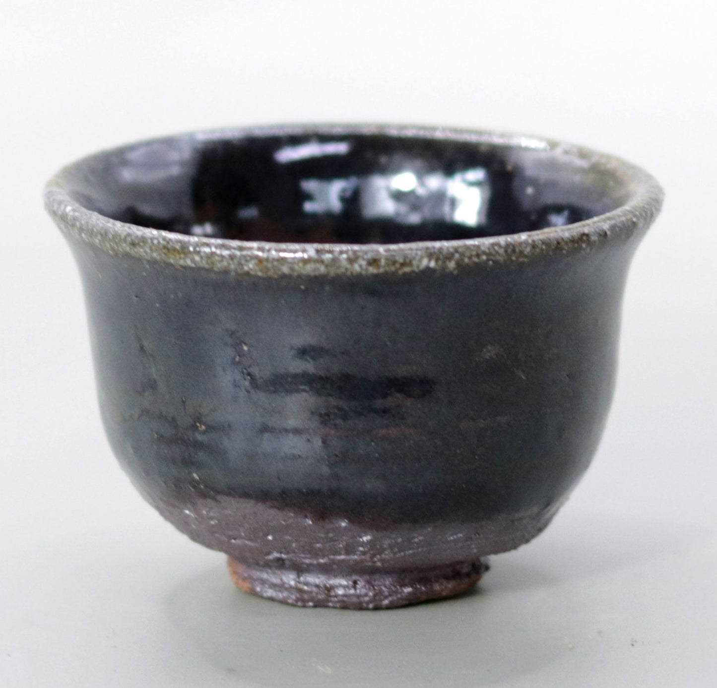 薬師寺東塔基壇土 鉄釉ぐい吞 尾西楽斎