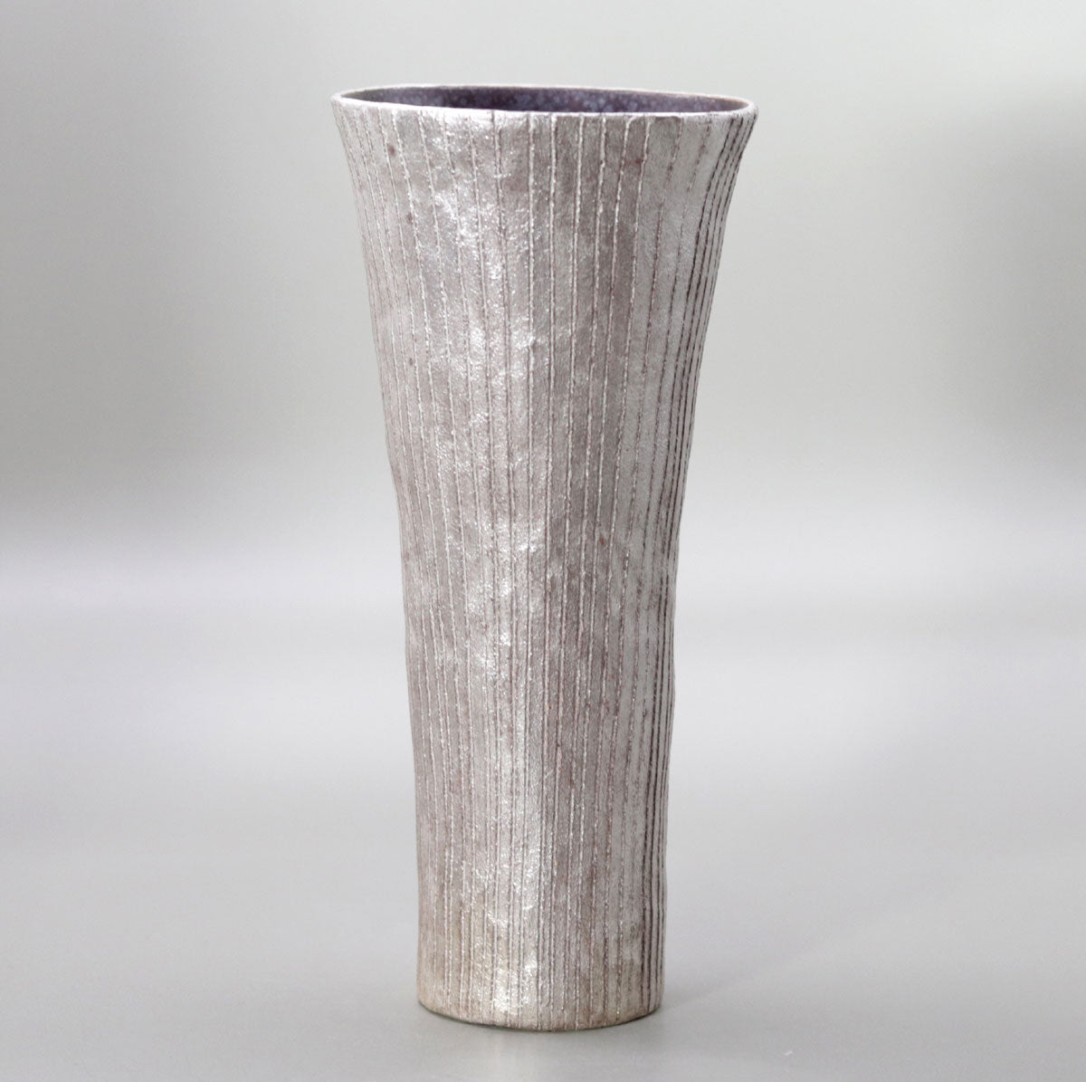 Silver trumpet-shaped vase Fujihira NEI