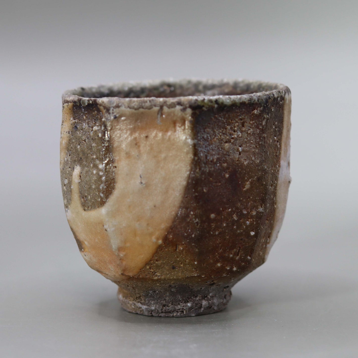 A sake cup born from the legend of Tamba TACHIKUI by Genwa Ichino