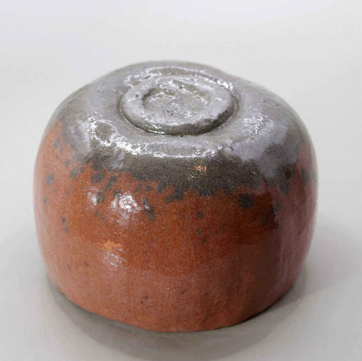 red matcha green tea bowl by Yanashita Hideki