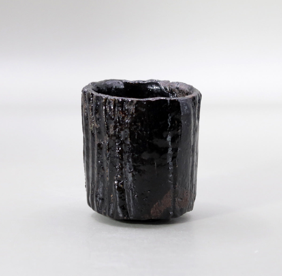 黒ぐい呑 柳下季器