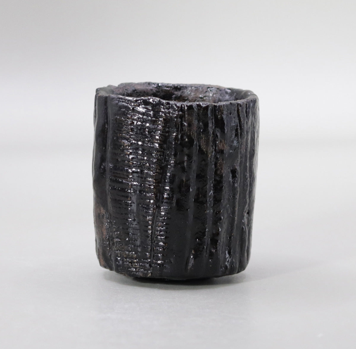 黒ぐい呑 柳下季器