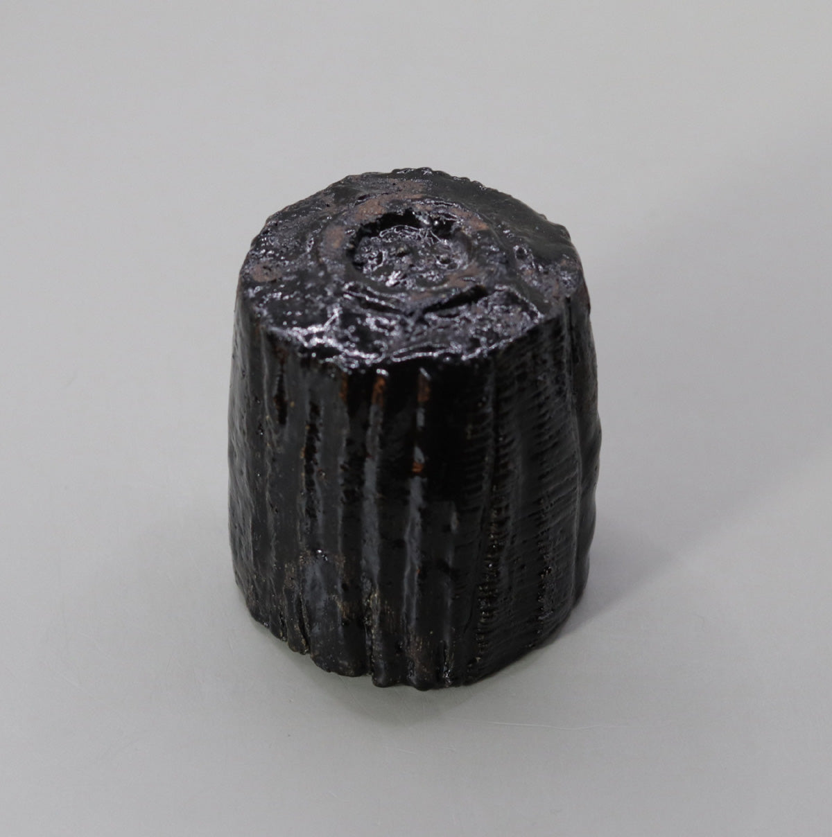 黒ぐい呑 柳下季器