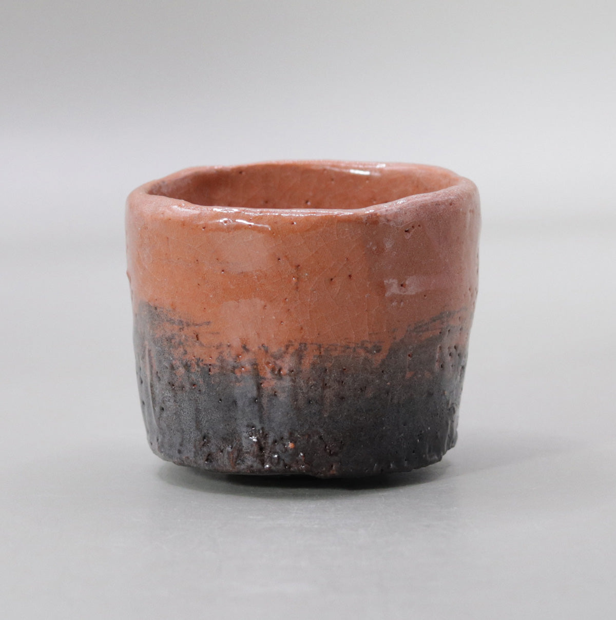 Red Fujiyama sake cup by Yanashita Hideki