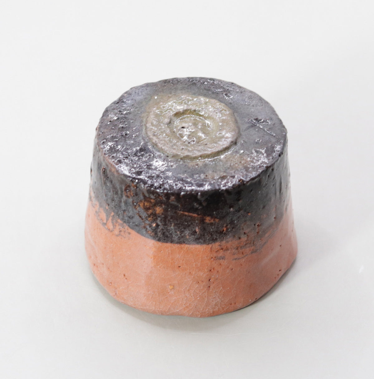 Red Fujiyama sake cup by Yanashita Hideki