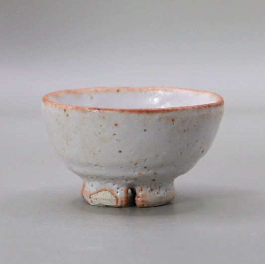 Shino Sake Cup by Yanashita Hideki