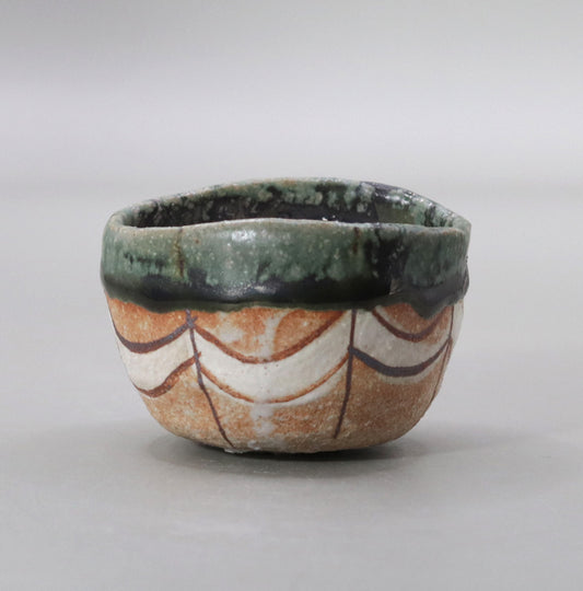 Narumi Oribe Guinomi (Sake Cup) by Hideki Yanashita