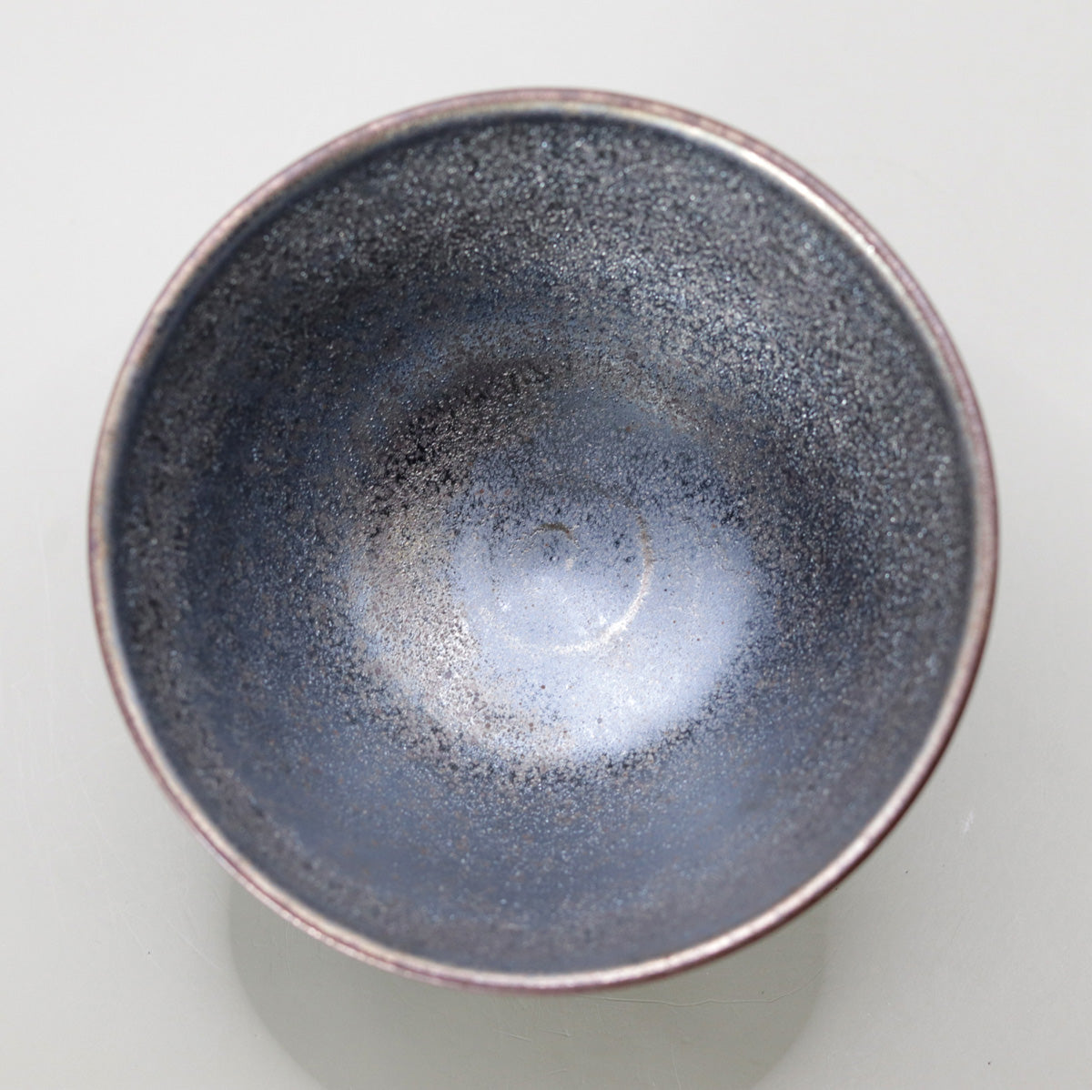天目釉茶盌 岡田優