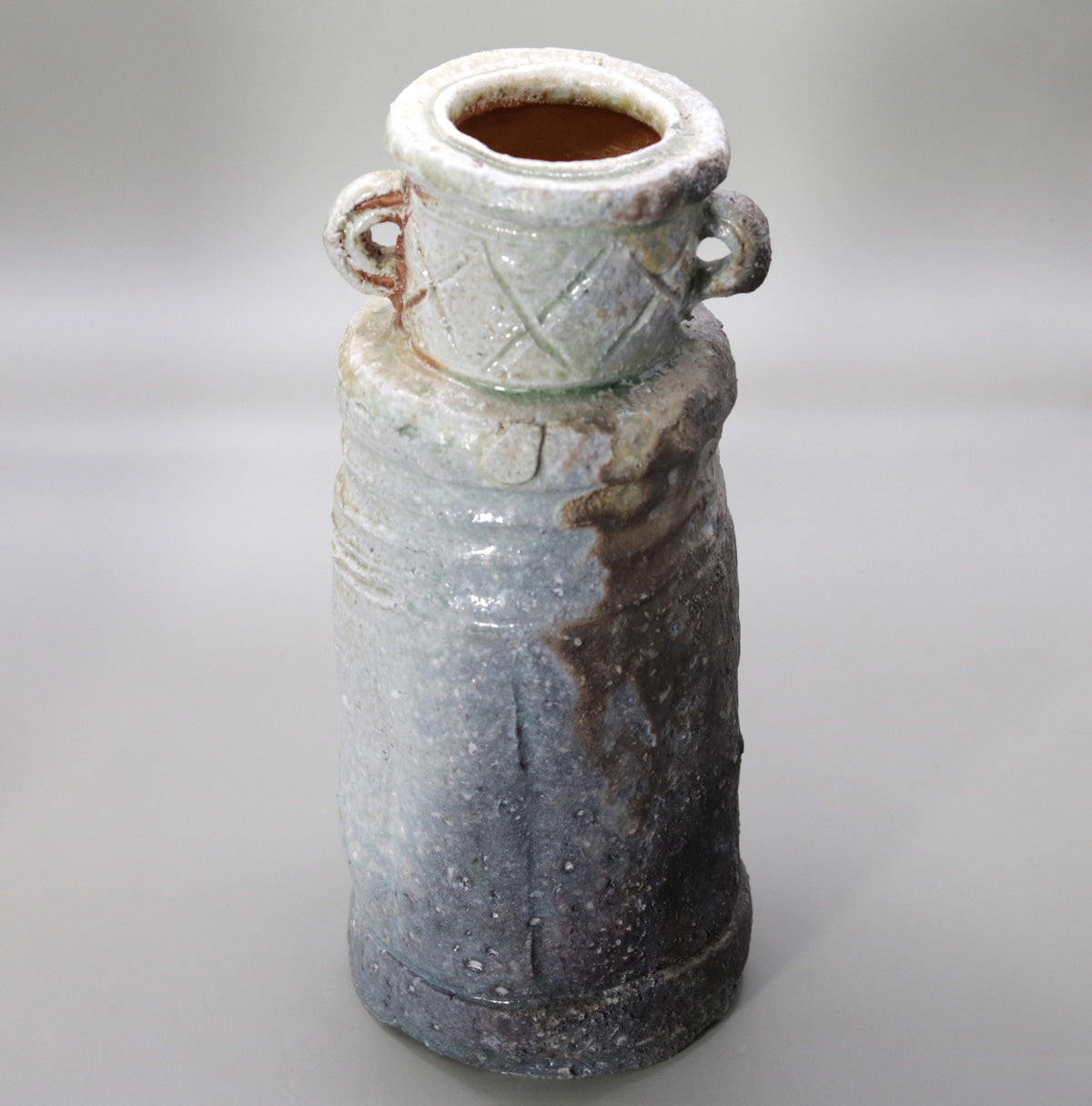 伊賀窯変耳付花入 柳下季器