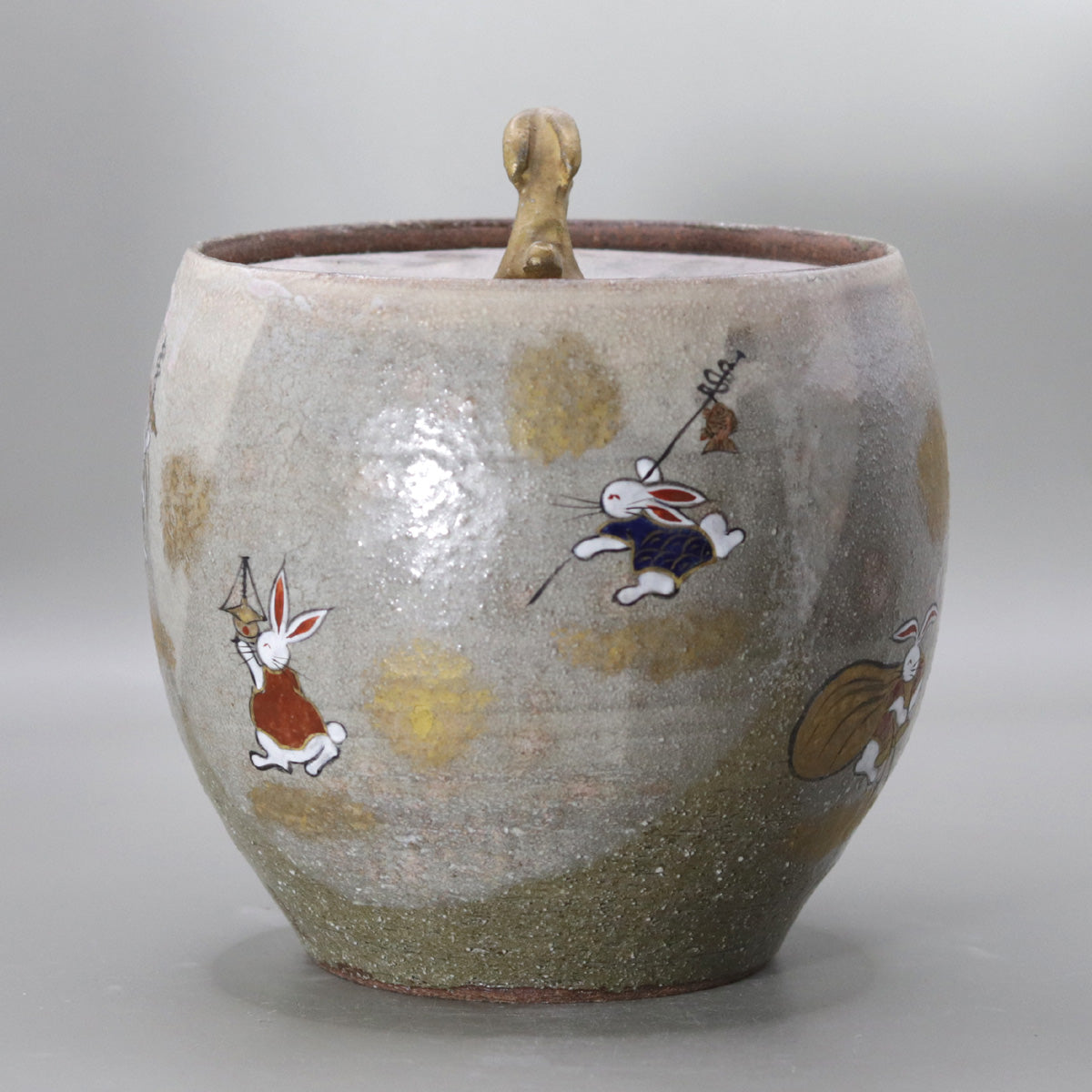 Water jar with rabbit design of Seven Lucky Gods by Okada Yu