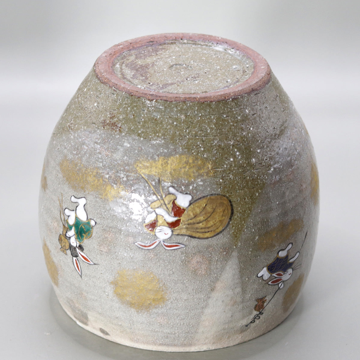 Water jar with rabbit design of Seven Lucky Gods by Okada Yu