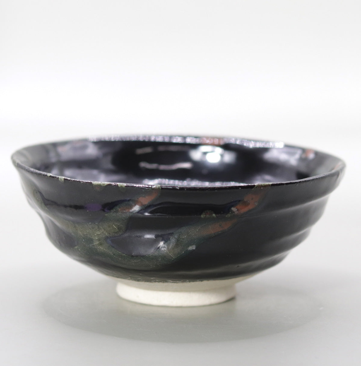 線条黒釉茶盌 小川文齋
