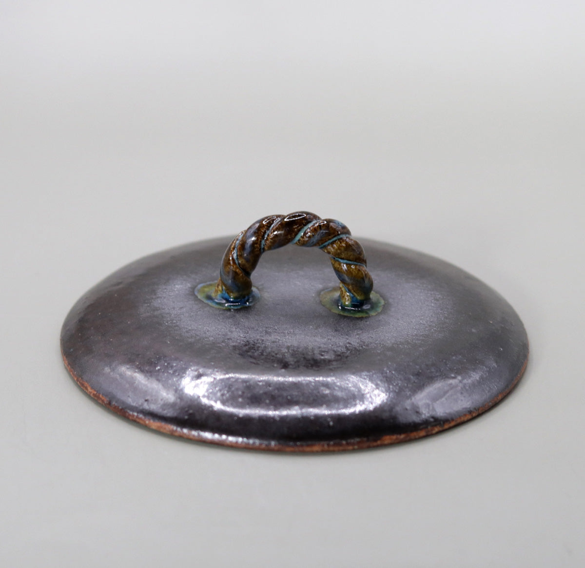 鉄釉水指 小川文齋