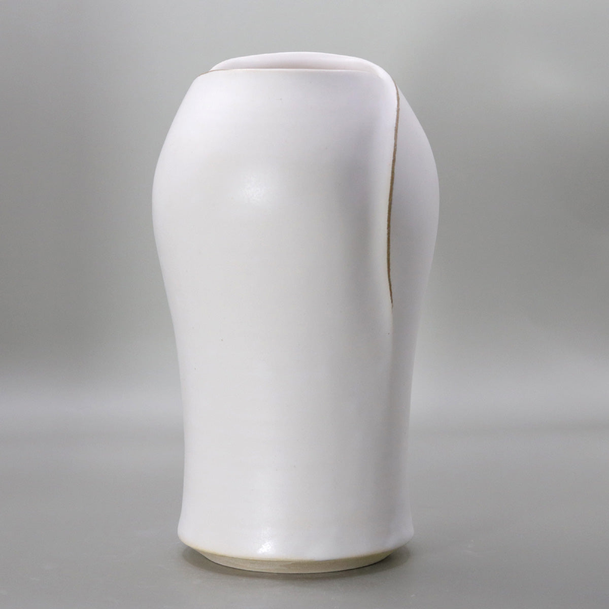 White Glazed Ridgeline Flower Vase by Okada Yu