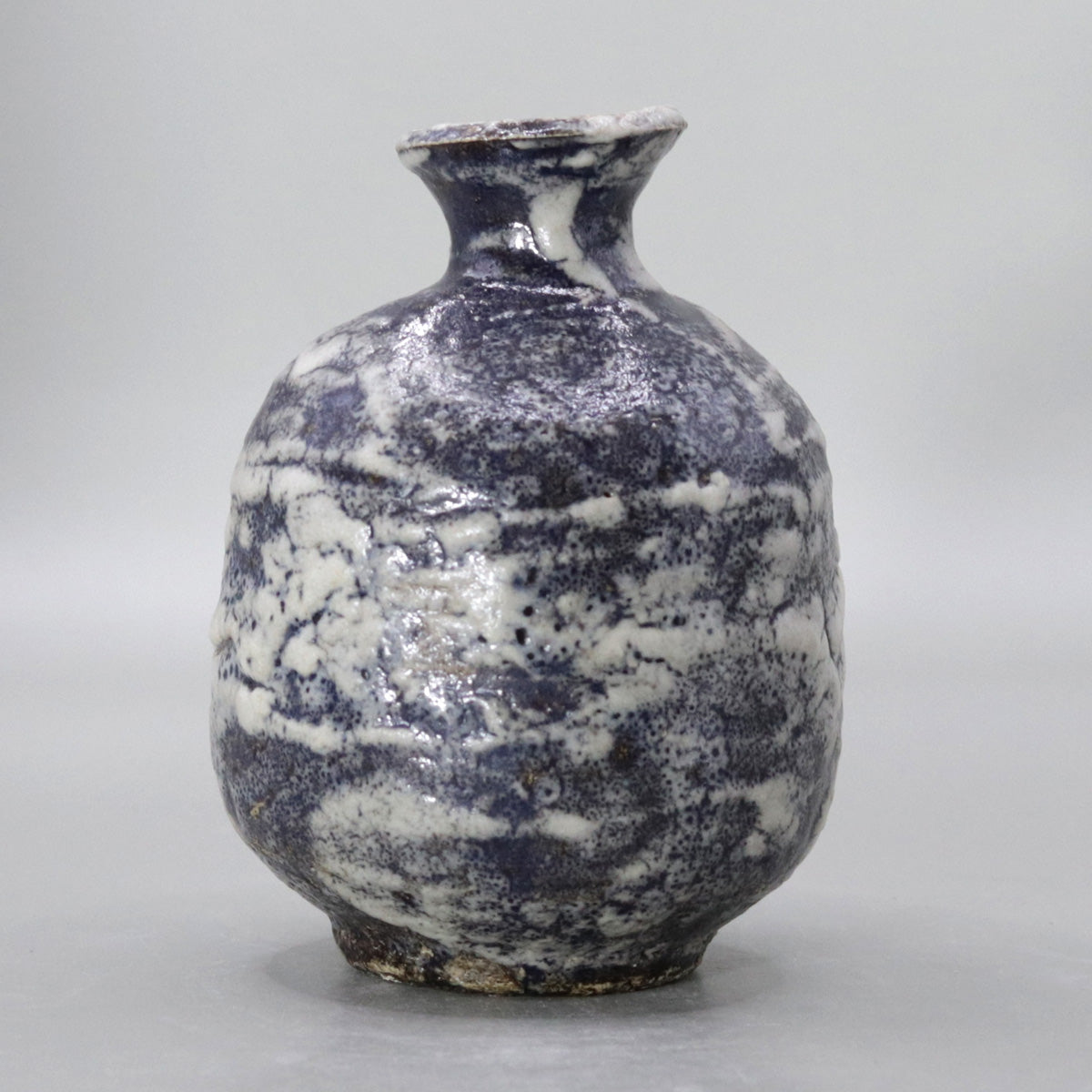 Ash-glazed sake bottle by Okada Masaru
