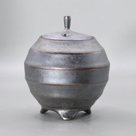 Tenmoku incense burner by Okada Yu