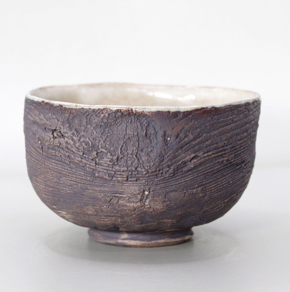 鉄釉木目茶碗 尾西楽斎