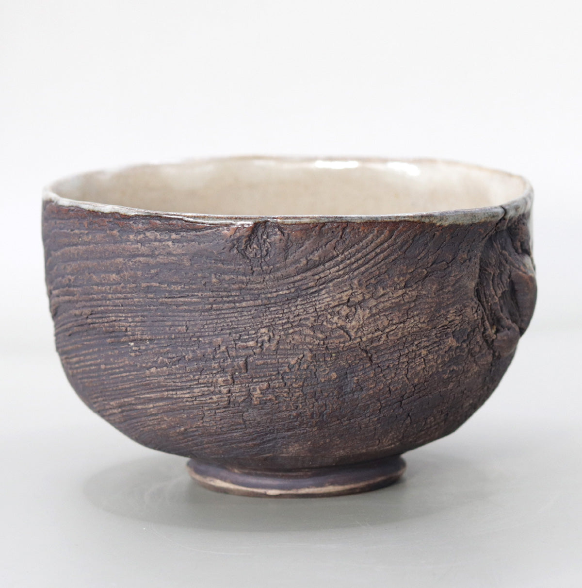 鉄釉木目茶碗 尾西楽斎