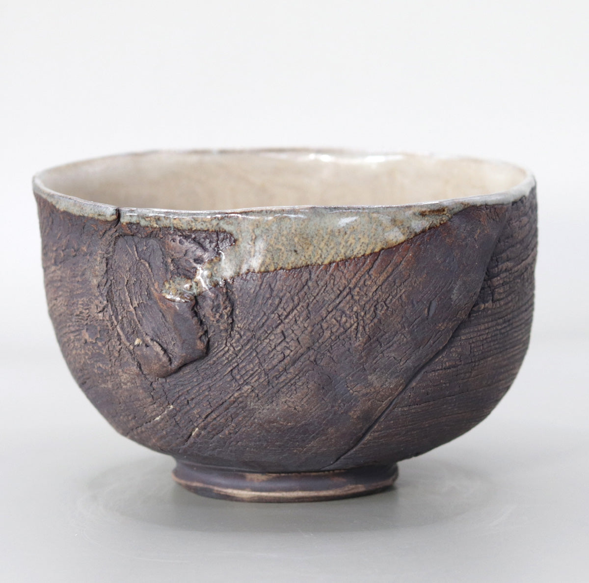 鉄釉木目茶碗 尾西楽斎