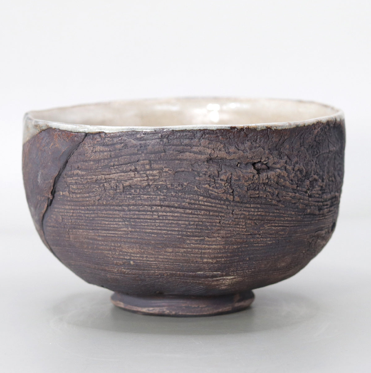 鉄釉木目茶碗 尾西楽斎
