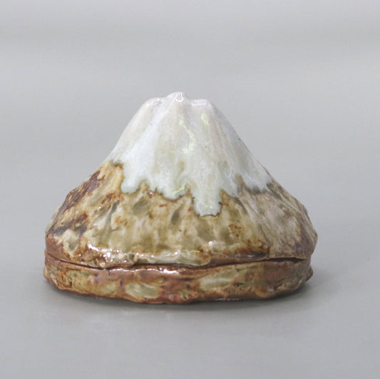 Fuji Incense Holder by Rakusai Bisai