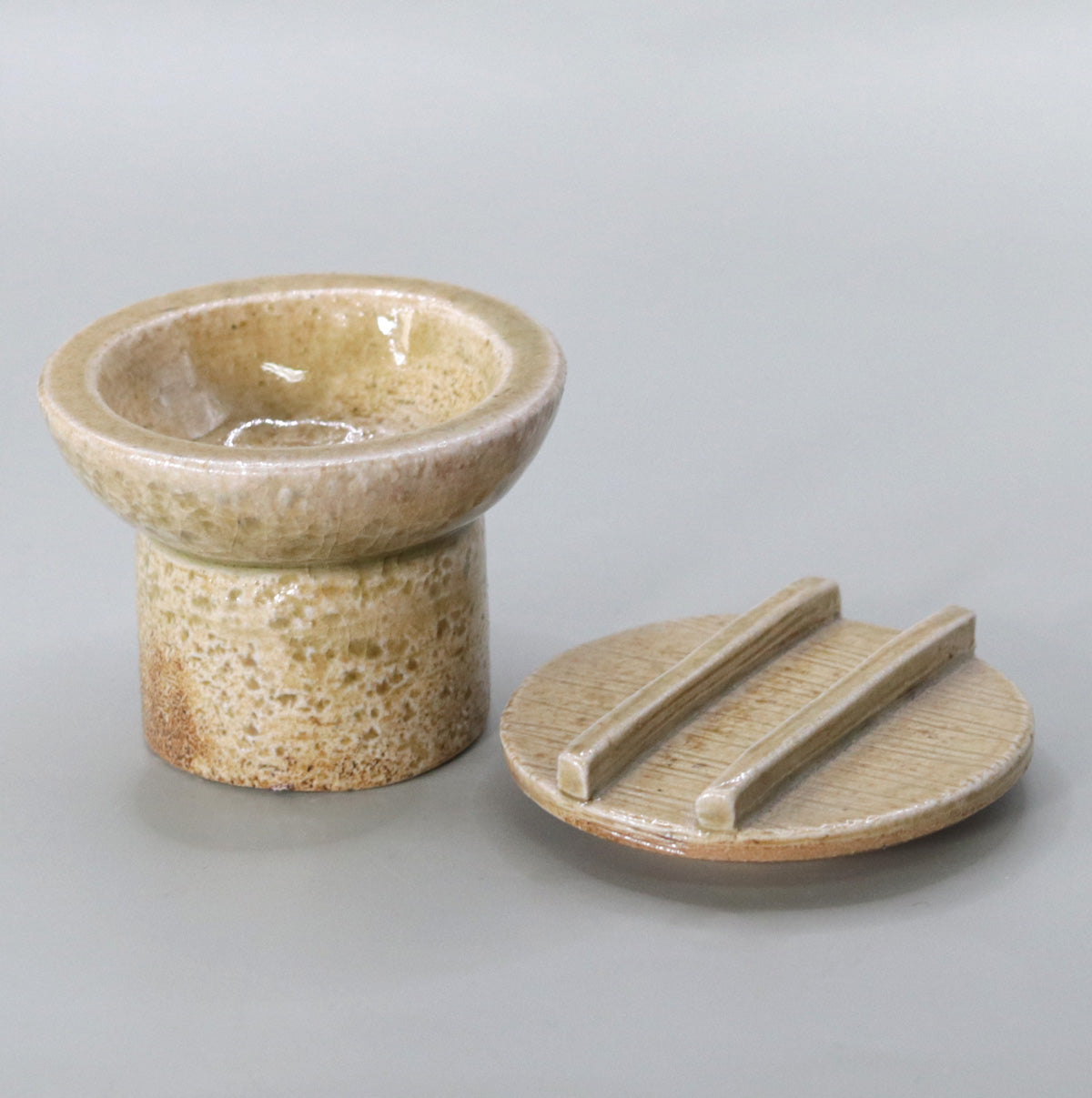 石臼香合 尾西楽斎