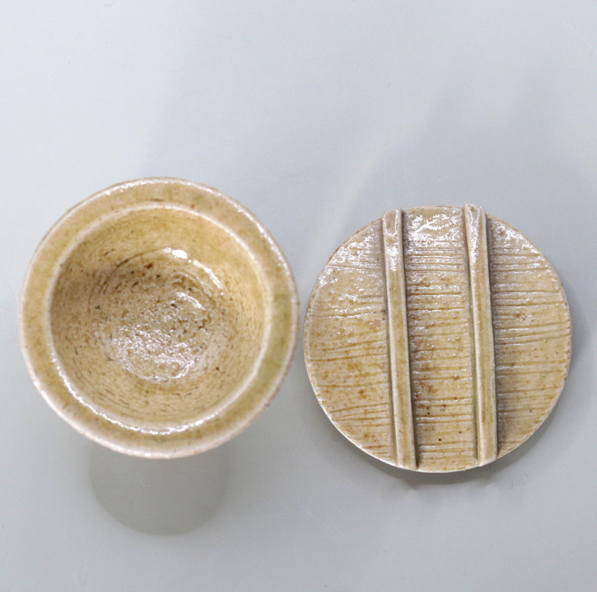 石臼香合 尾西楽斎