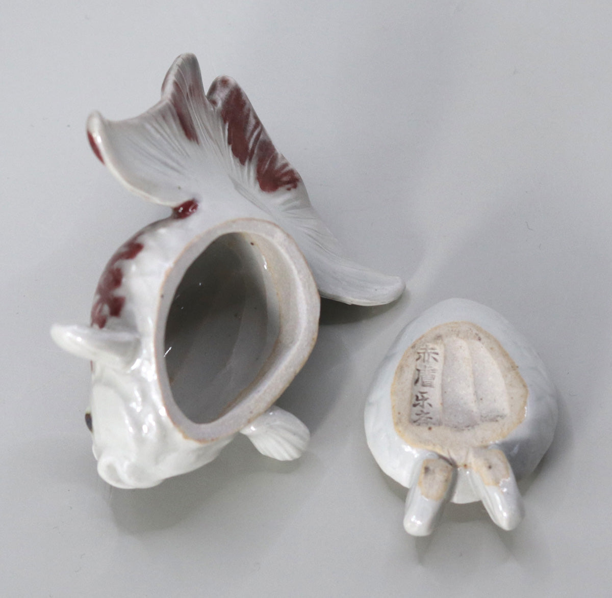 金魚香合 尾西楽斎
