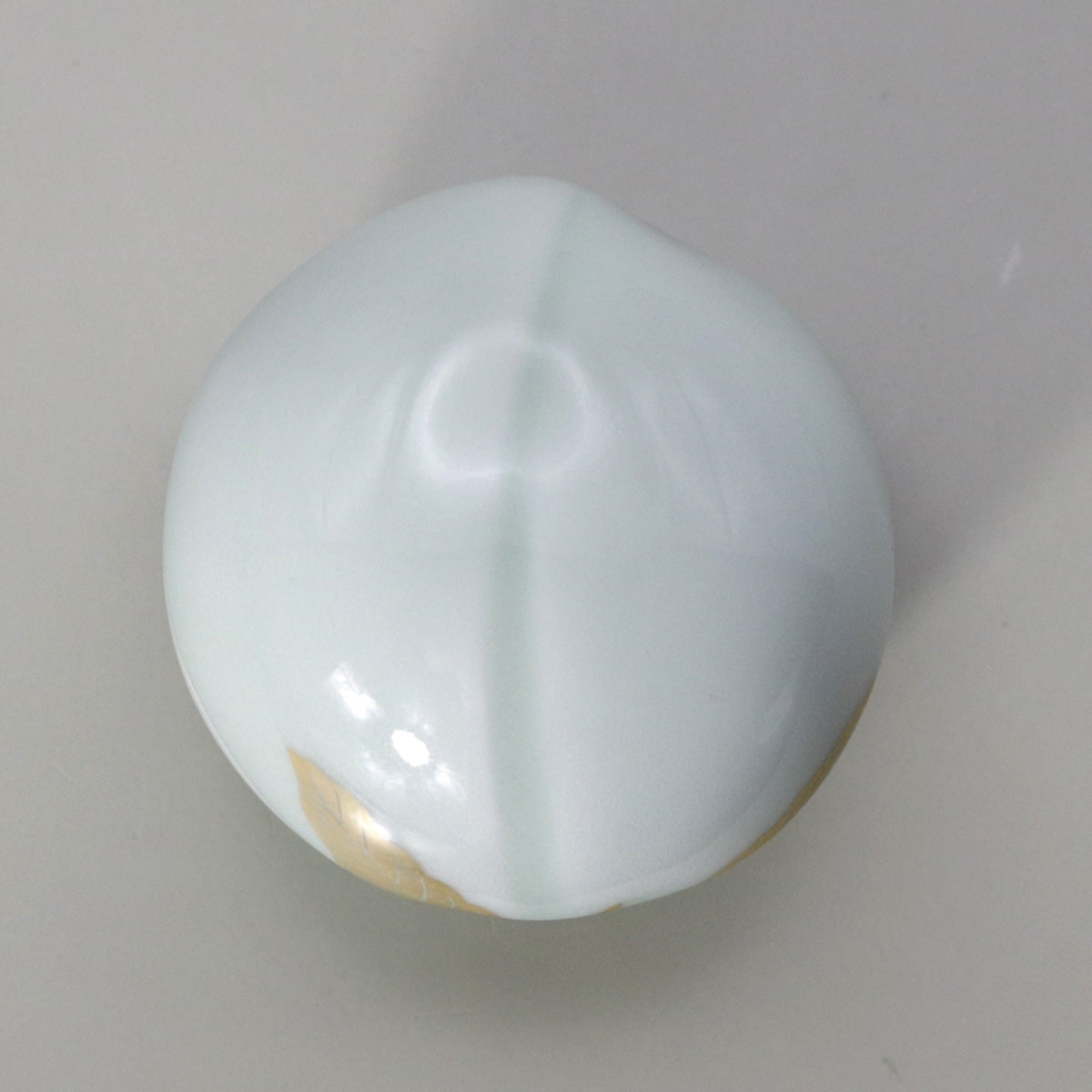 香合 金彩青磁桃 高橋道八