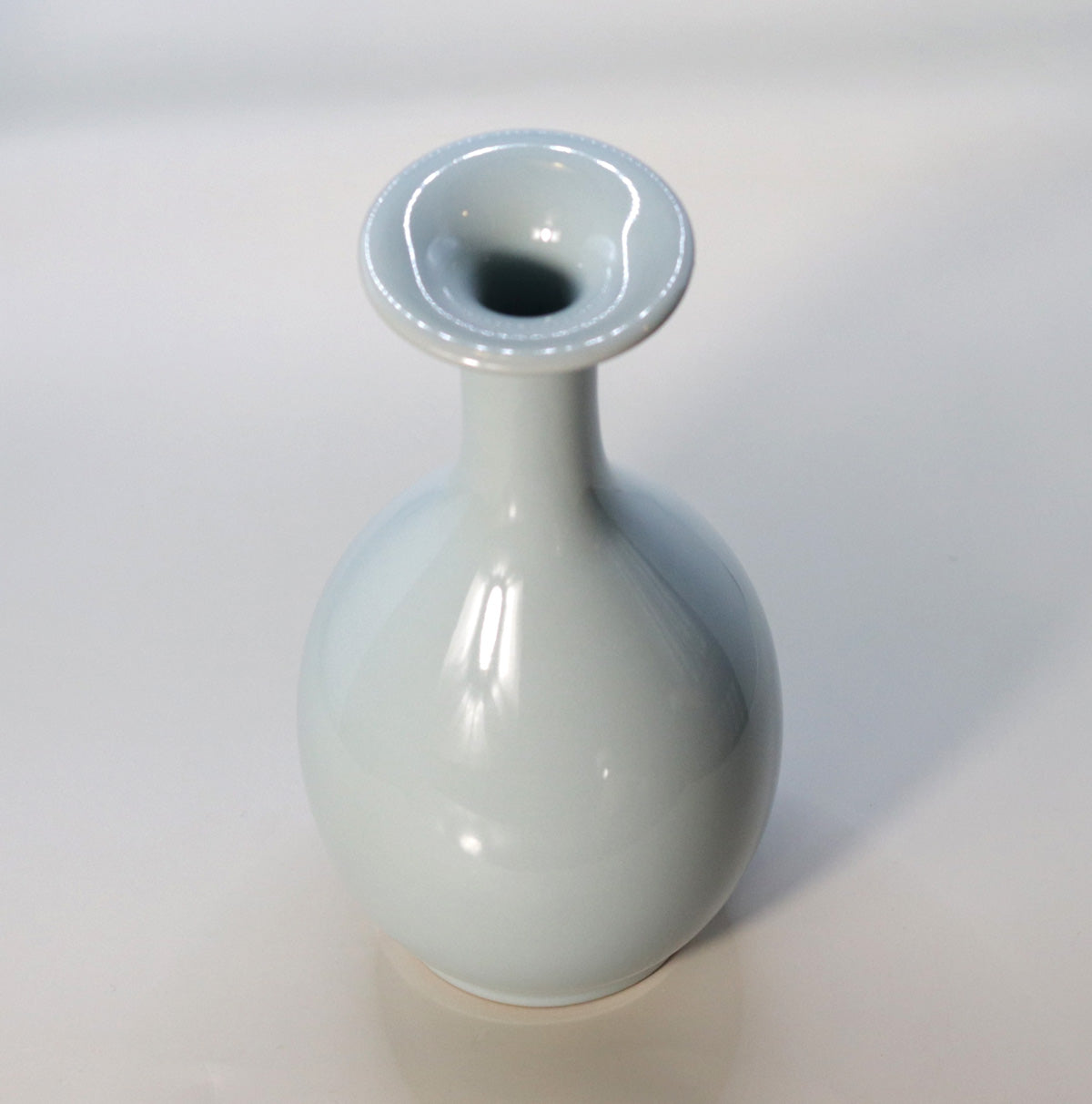 Blue porcelain vase (small) Suwa Sozan
