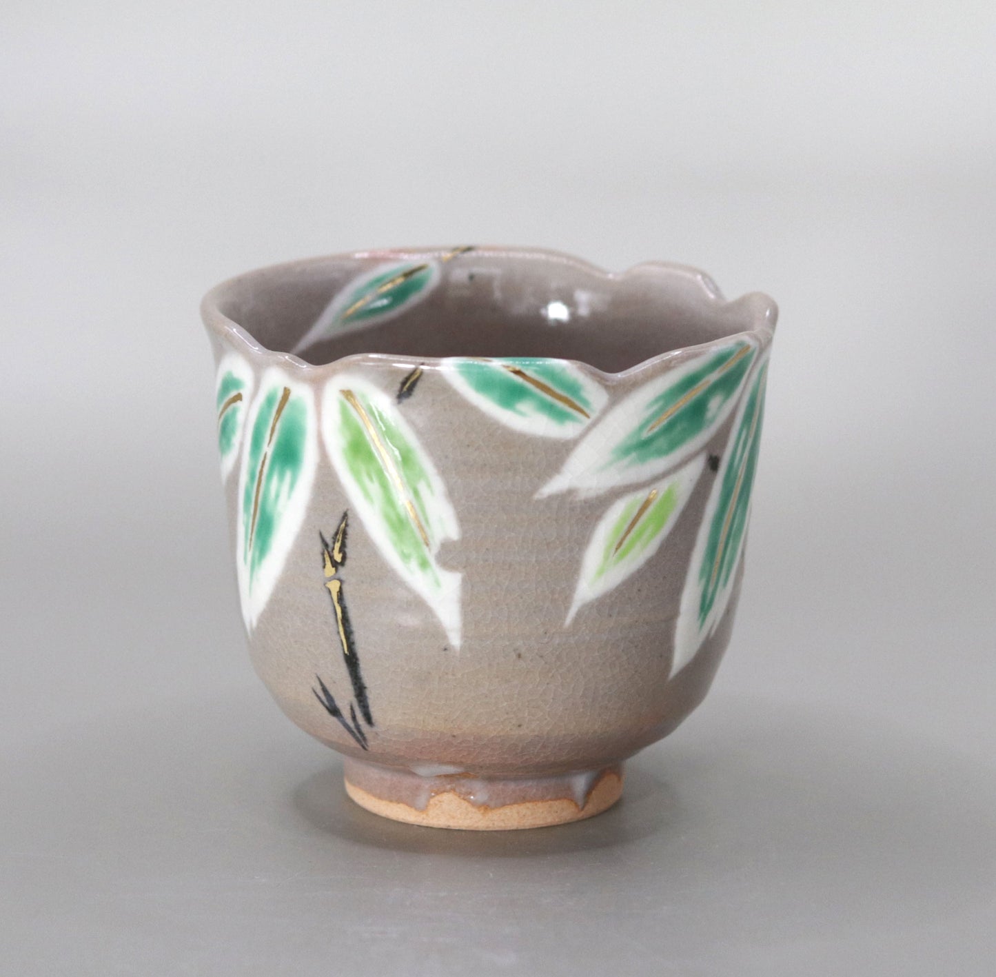 Kenzan's bamboo-painted sake cup by Kosai Miyagawa