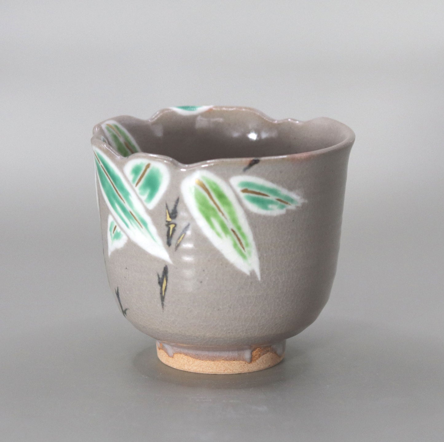 Kenzan's bamboo-painted sake cup by Kosai Miyagawa