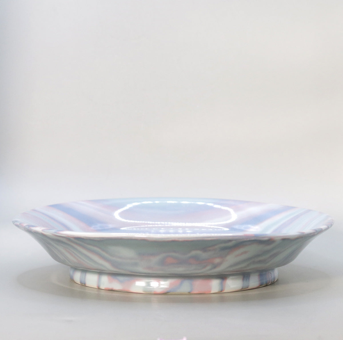 Celadon confectionery container by Suwa Sozan