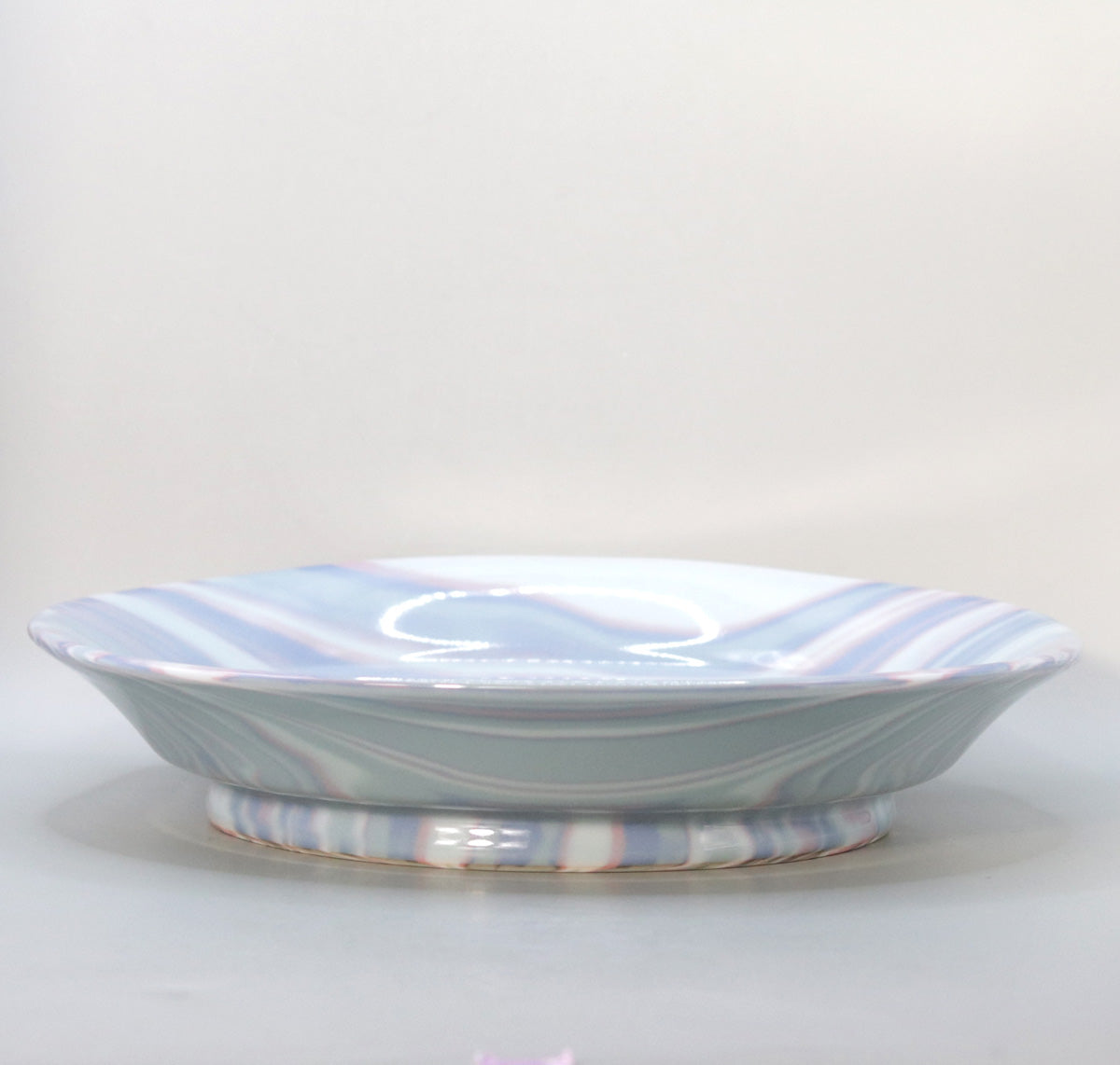Celadon confectionery container by Suwa Sozan