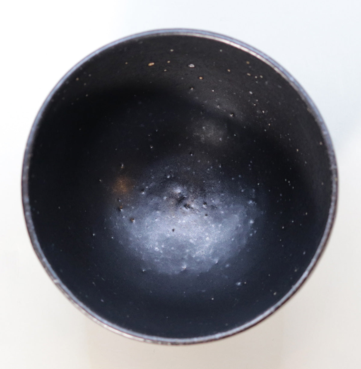 Black Glazed New Moon Tea Bowl by Suwa Sozan