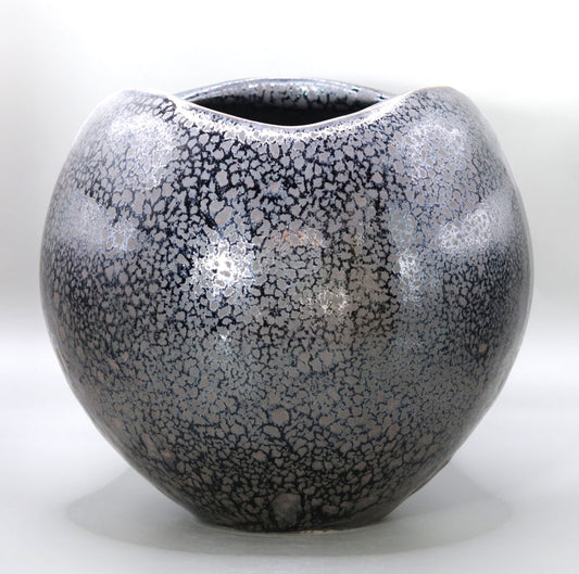 Yuteki Tenmoku Vase by Shigeo Takemura