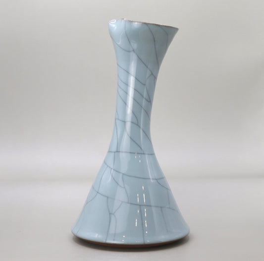 Blue gourd vase Masao Tagai