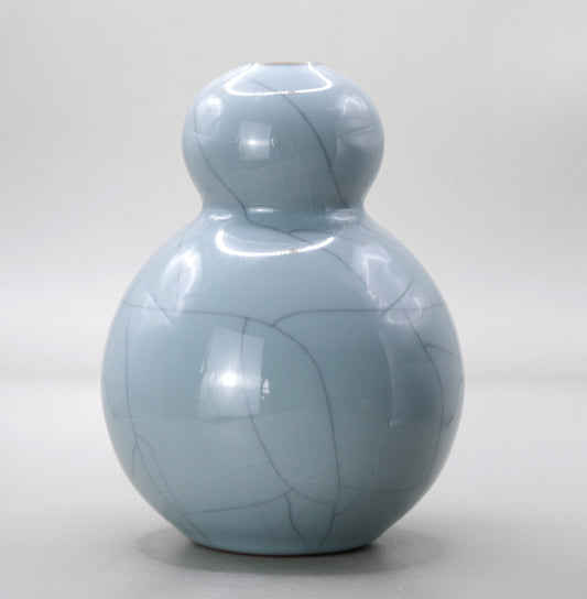 Blue gourd vase Masao Tagai
